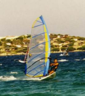 Faszination Windsurfen, gleiten am Limit